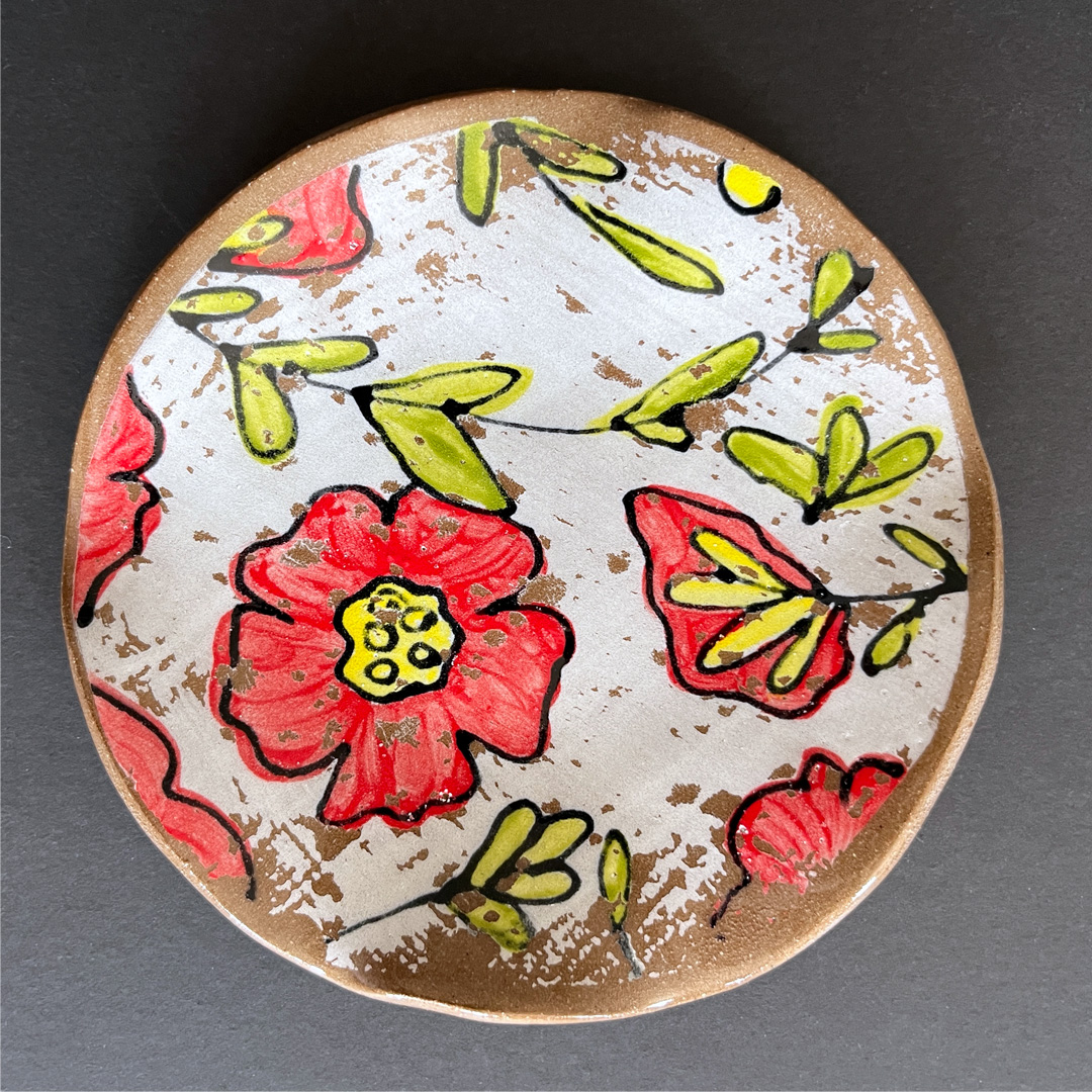 Rustic Red Flower Small Round 4.75" Plate